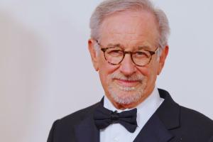 Spielberg rilancia sugli UFO