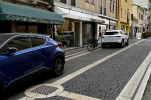 “Via X Luglio pedonale? No, meglio il dialogo”