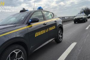 Scoperta la banca fantasma dei cinesi