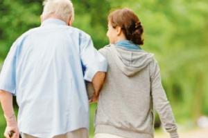 Tre anziani per giovane, e le badanti spopolano