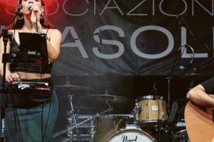 Zuppiroli e Tassinari chiudono “Music show”