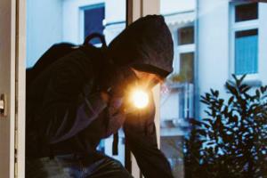 Si sono trovate i ladri in camera