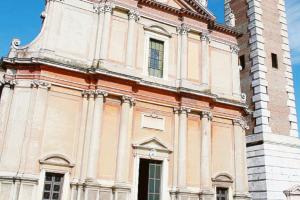 Cori in scena per solidarietà