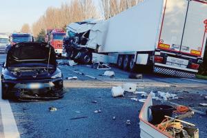 Sempre più la strada della morte