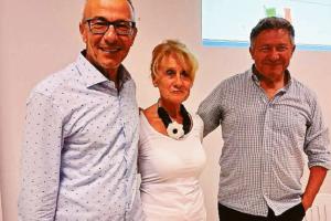 Costituzione e italiano al centro