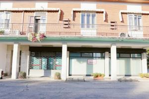 La storica bottega abbassa la serranda per l'ultima volta