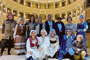 Colpo di scena stasera a teatro