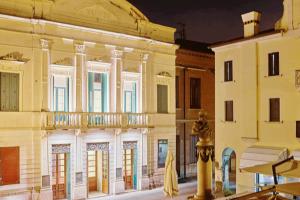 Corsa al ticket per la stagione