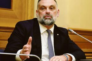 De Carlo: “Qualcuno ha corso solo per sé”