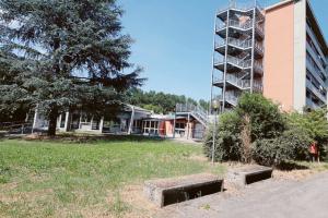 “Casa Serena? Per ora non si entra neppure al parco”