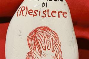 Una mostra sul coraggio delle donne che (r)esistono