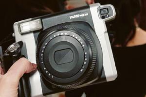 Primo Levi, laboratori per 200