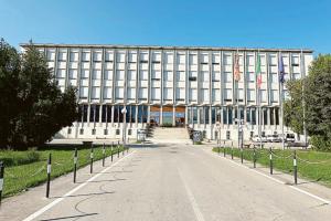 Licenziata dall'ospedale non se ne va, arriva il 113