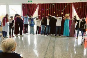 I ragazzi della Parenzo “ballano con le stelle”