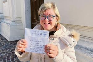 I testi di Federica emozionano il presidente Mattarella