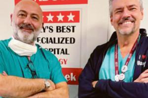 Medici e robot salvano il paziente