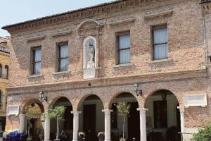 Variazioni di bilancio e non solo