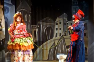 Il palco accoglie il teatro amatoriale