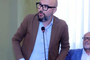 Frigato: "Utilizzare i soldi dell’avanzo per il commercio”