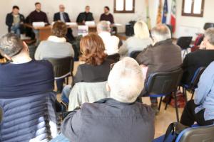 “Ragazzi, scegliete di restare”