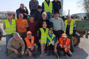 Scatta la pulizia dell’argine