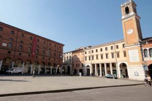 Commercio in cerca di leadership