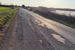 “Strade rovinate, tutto uguale”