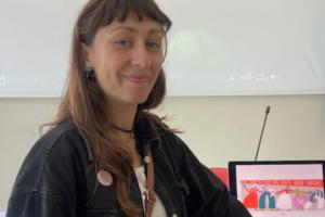 Un grande murale a scuola “Ognuno è fondamentale”