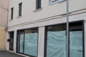 Scomparsi mille negozi in dieci anni