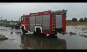 Nubifragio, strade allagate e black out