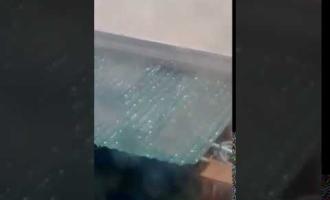 Non solo pioggia e saette, ma anche una grandinata. E non sembra essere finita qui...