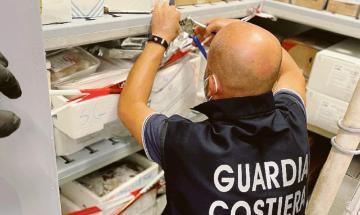 Sequestrate 26 tonnellate di pesce, multe ai ristoranti