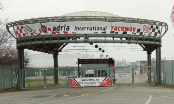 I ladri di rame depredano l'autodromo