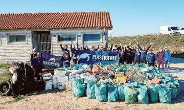 Una tonnellata di rifiuti in meno