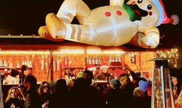 Il commercio abbellisce il Natale