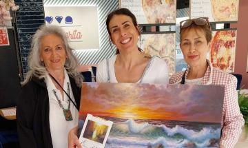 Gli artisti finiscono in vetrina