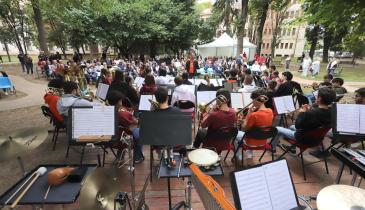 Iras, la festa dopo il salvataggio