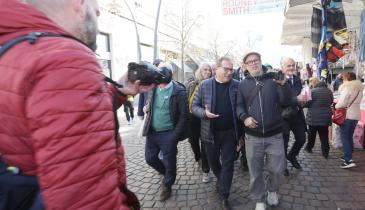 La propaganda per Manildo è live