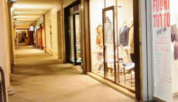 “A novembre acquisti al palo”