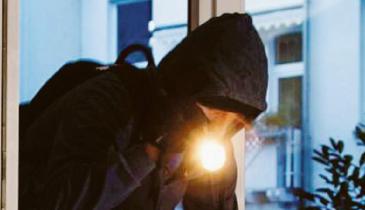 “Per due volte i ladri in casa”