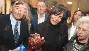 Lo svelamento della statua