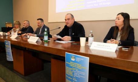 Al capezzale del commercio malato