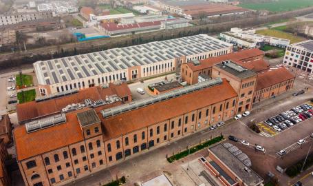 Q200,&ldquo;Qui, le basi del domani&rdquo;