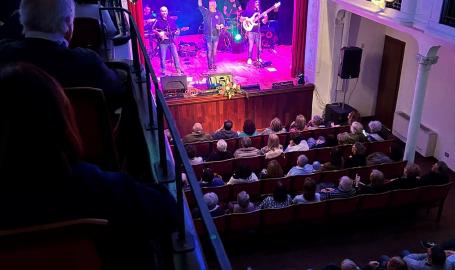 &ldquo;Vagabondi&rdquo; da tutto esaurito