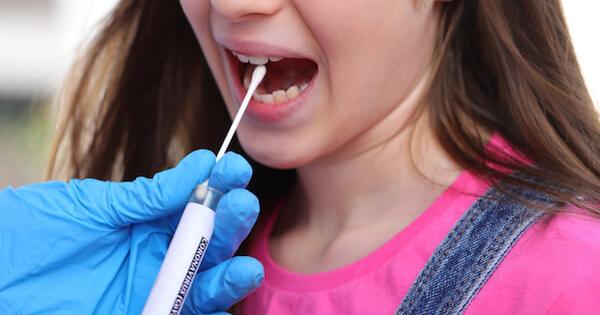 Alunno e prof contagiati: allarme in una scuola media - La ...