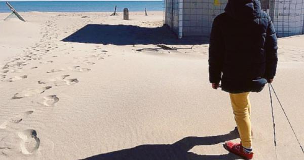 Wallpaper Spiaggia E Mare Sara Una Stagione Diversa Ma Ci Sara La Voce For Android Free