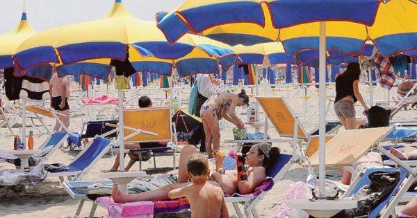 Wallpaper Fate Attenzione A Sanificare Le Spiagge Si Possono Fare Grossi Free