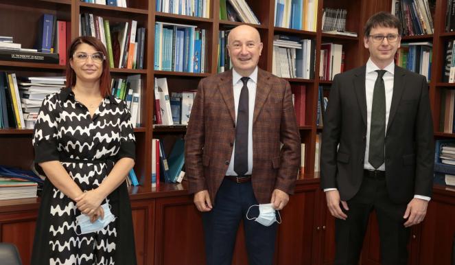 Ora l'Ulss 5 ha due strumenti in pi&ugrave; per l'analisi dei tamponi