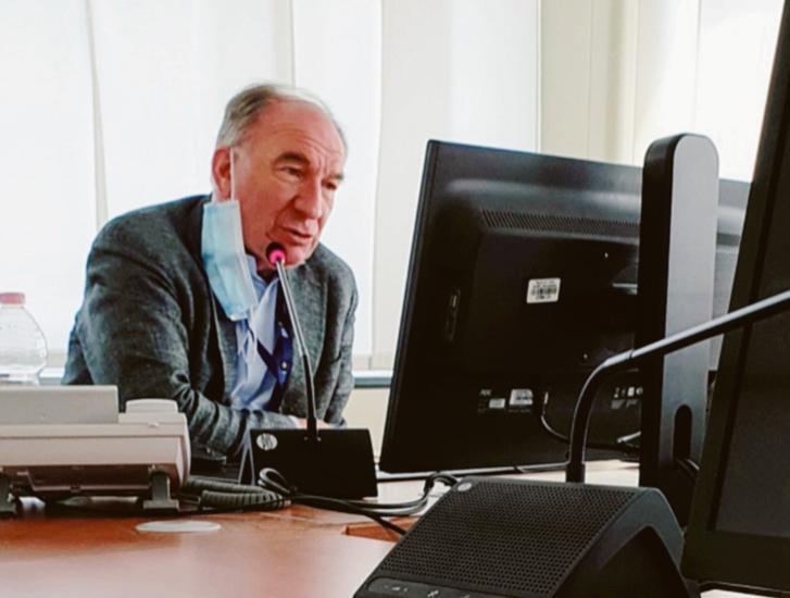 Tamponi pure per gli asintomatici