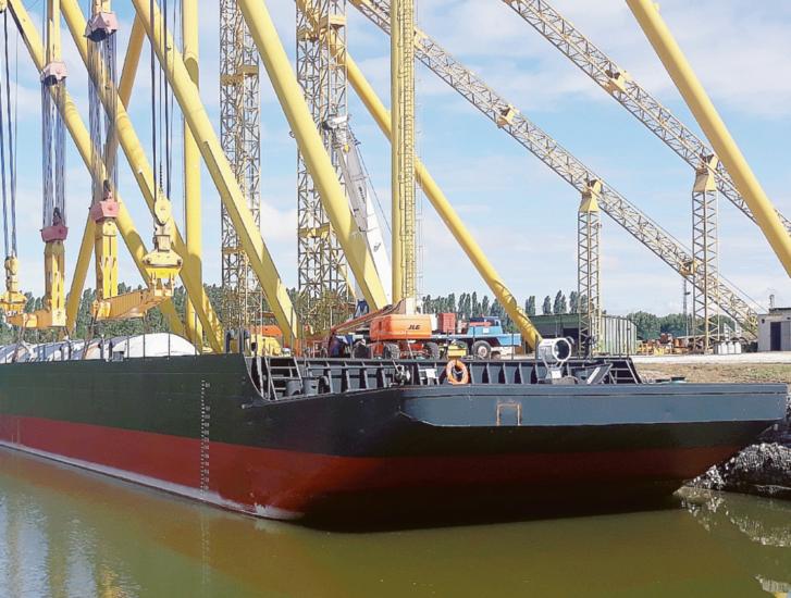 Maxi chiatta made in Porto Viro